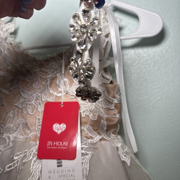jjshouse Flower Girl Dress Formal Gown, Pageant Champaign & White , Size 5, NWT - Picture 3 of 5